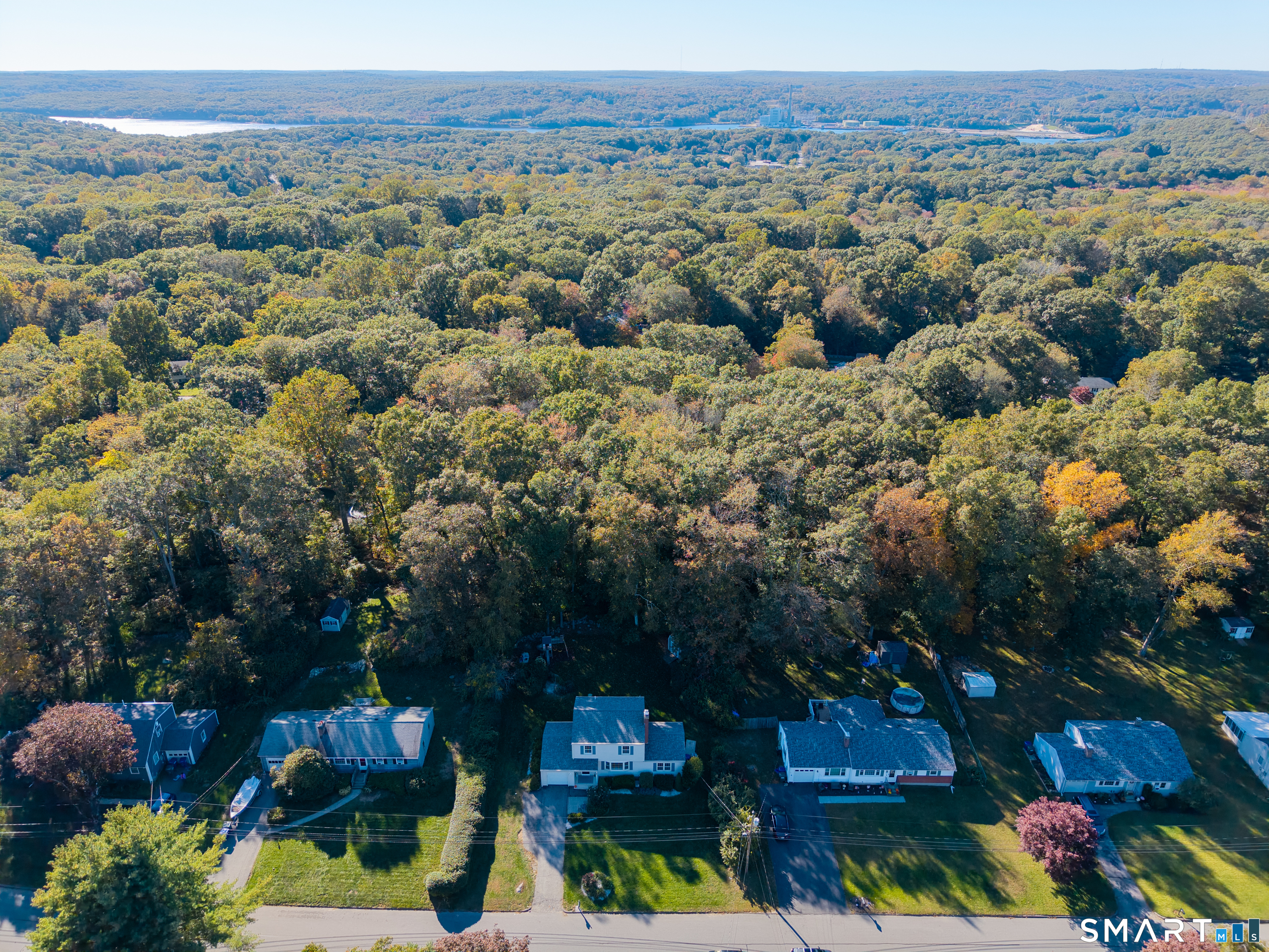 23 Oakwood Drive Ledyard CT 06335