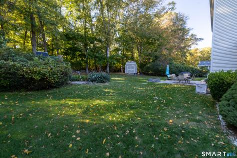 23 Oakwood Drive Ledyard CT 06335