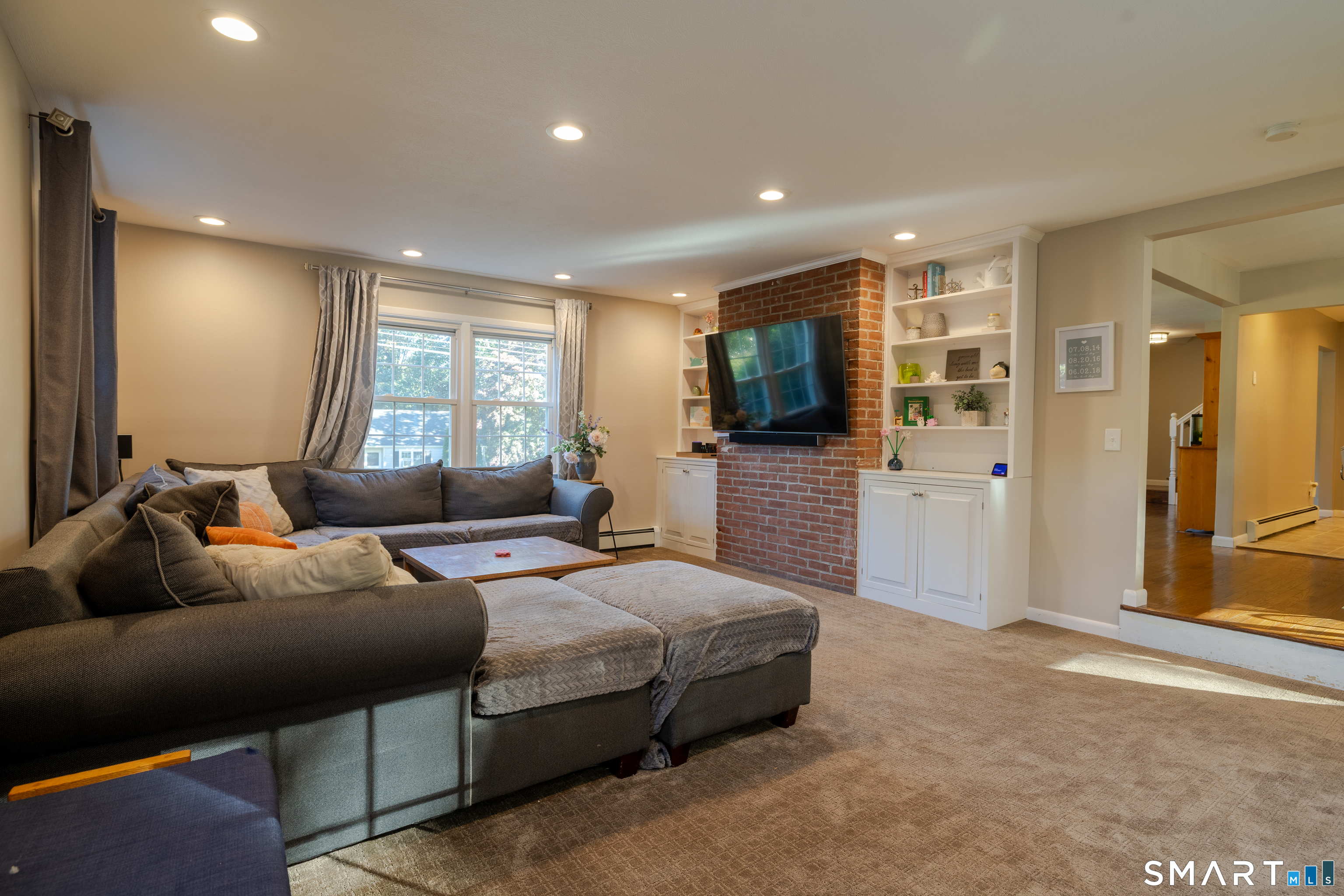 23 Oakwood Drive Ledyard CT 06335
