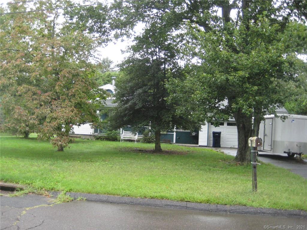 10 Stanley Drive Seymour CT 06483