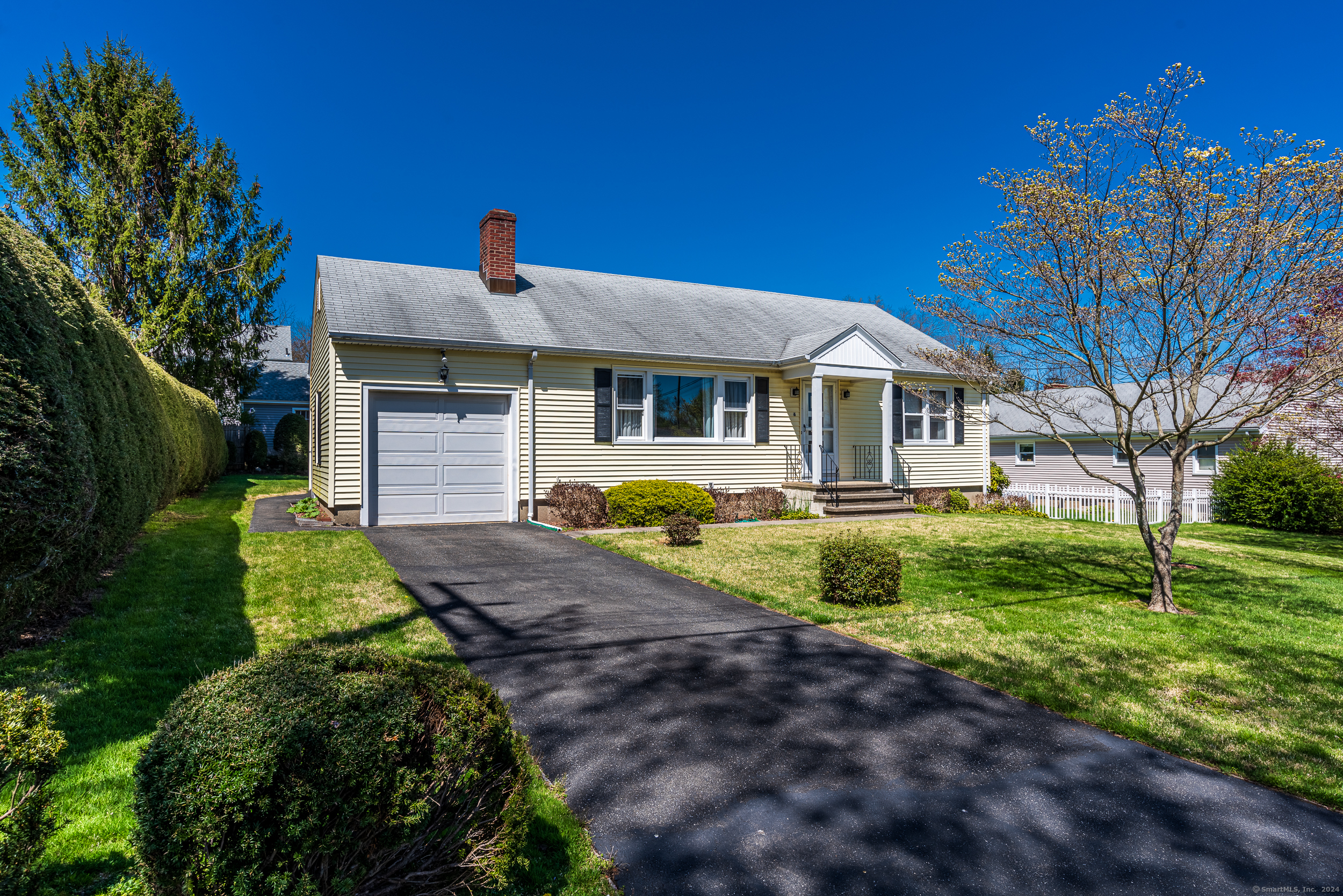 6 Maple Street Trumbull CT 06611