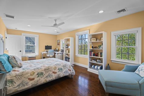 6 Kingfisher Lane Clinton CT 06413