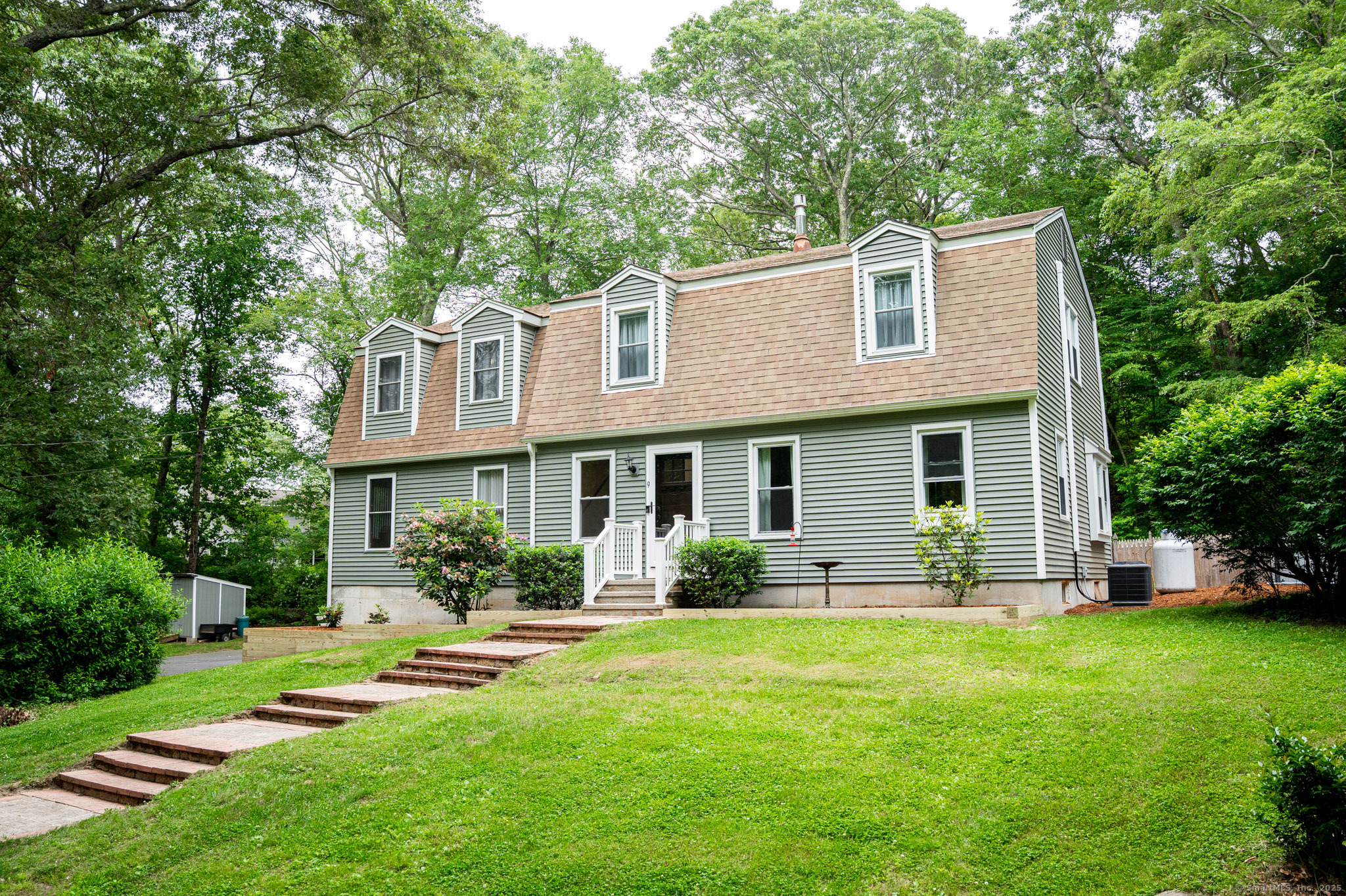 9 Connally Drive Old Saybrook CT 06475