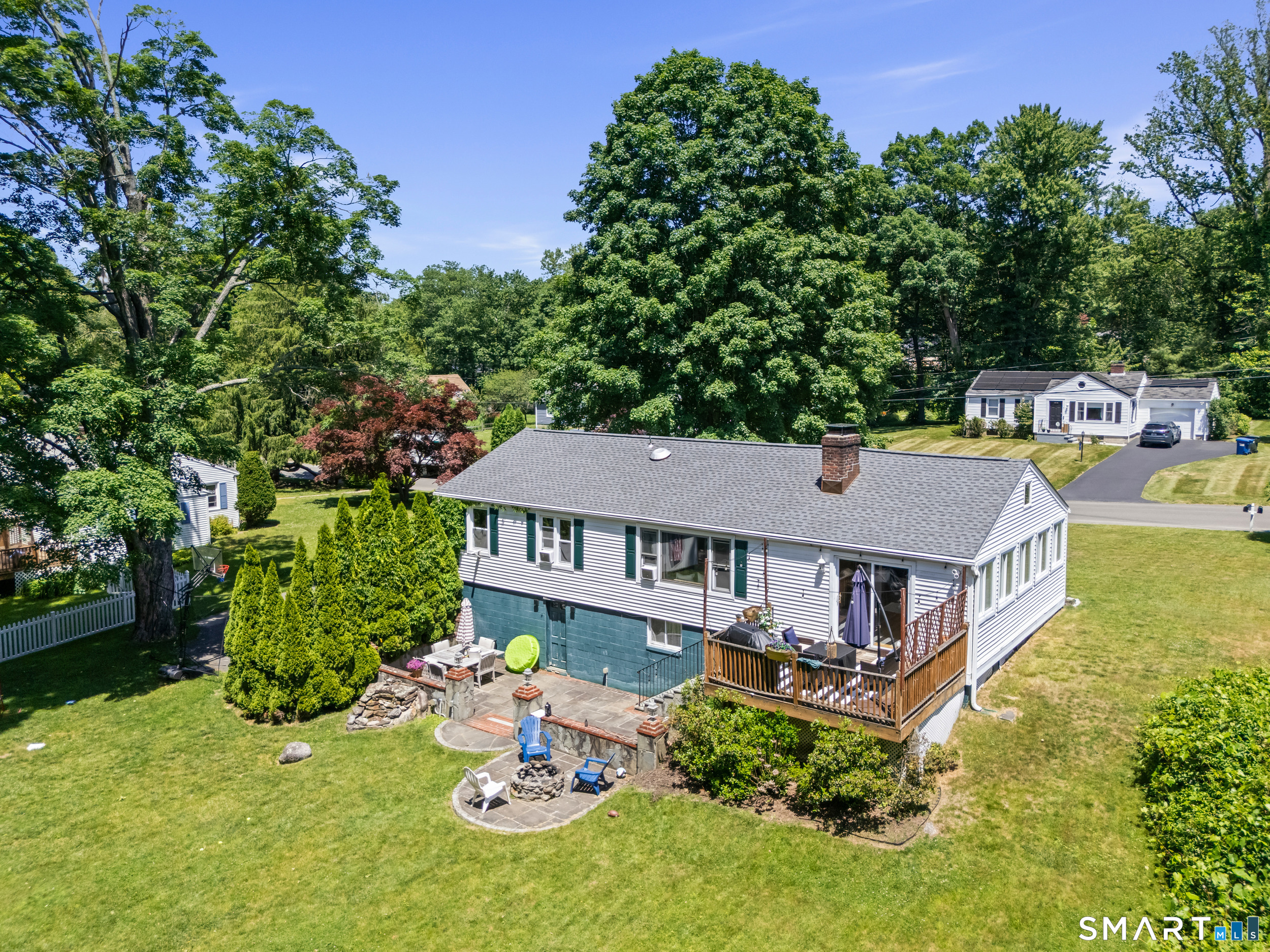 16 Westview Drive Bethel CT 06801