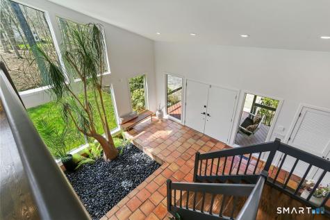 14 White Oak Lane Weston CT 06883