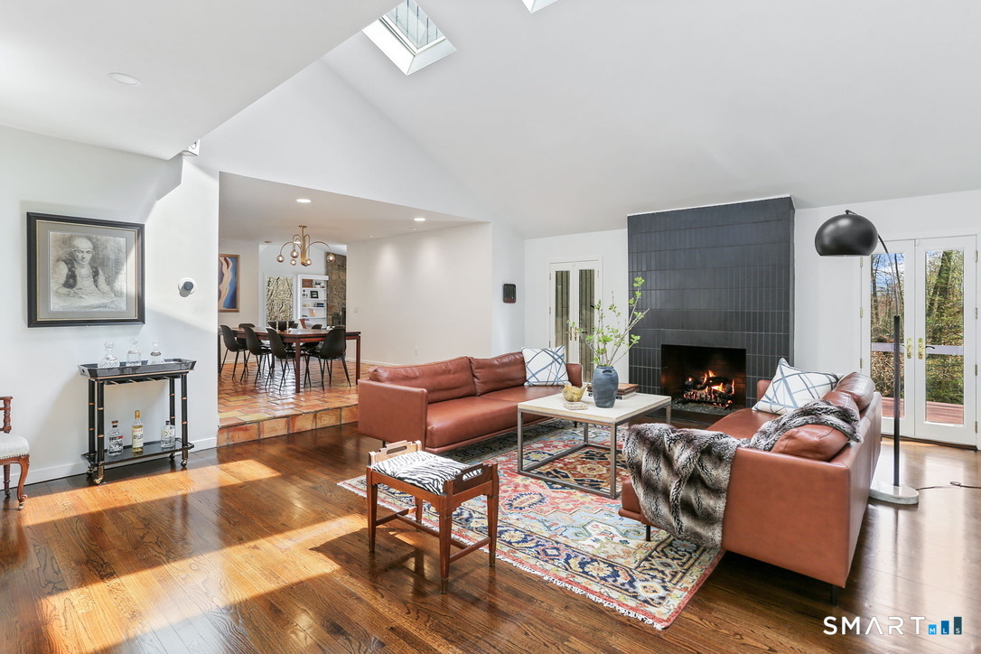 14 White Oak Lane Weston CT 06883