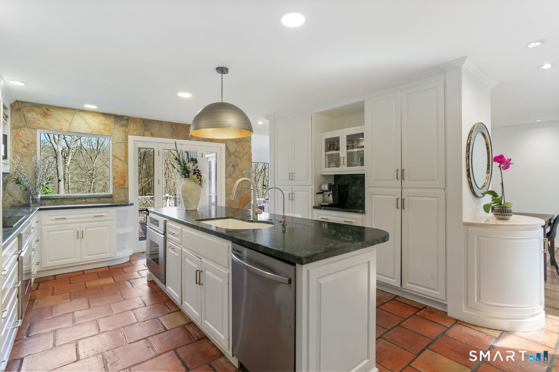 14 White Oak Lane Weston CT 06883