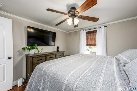73 Clark Avenue East Haven CT 06512