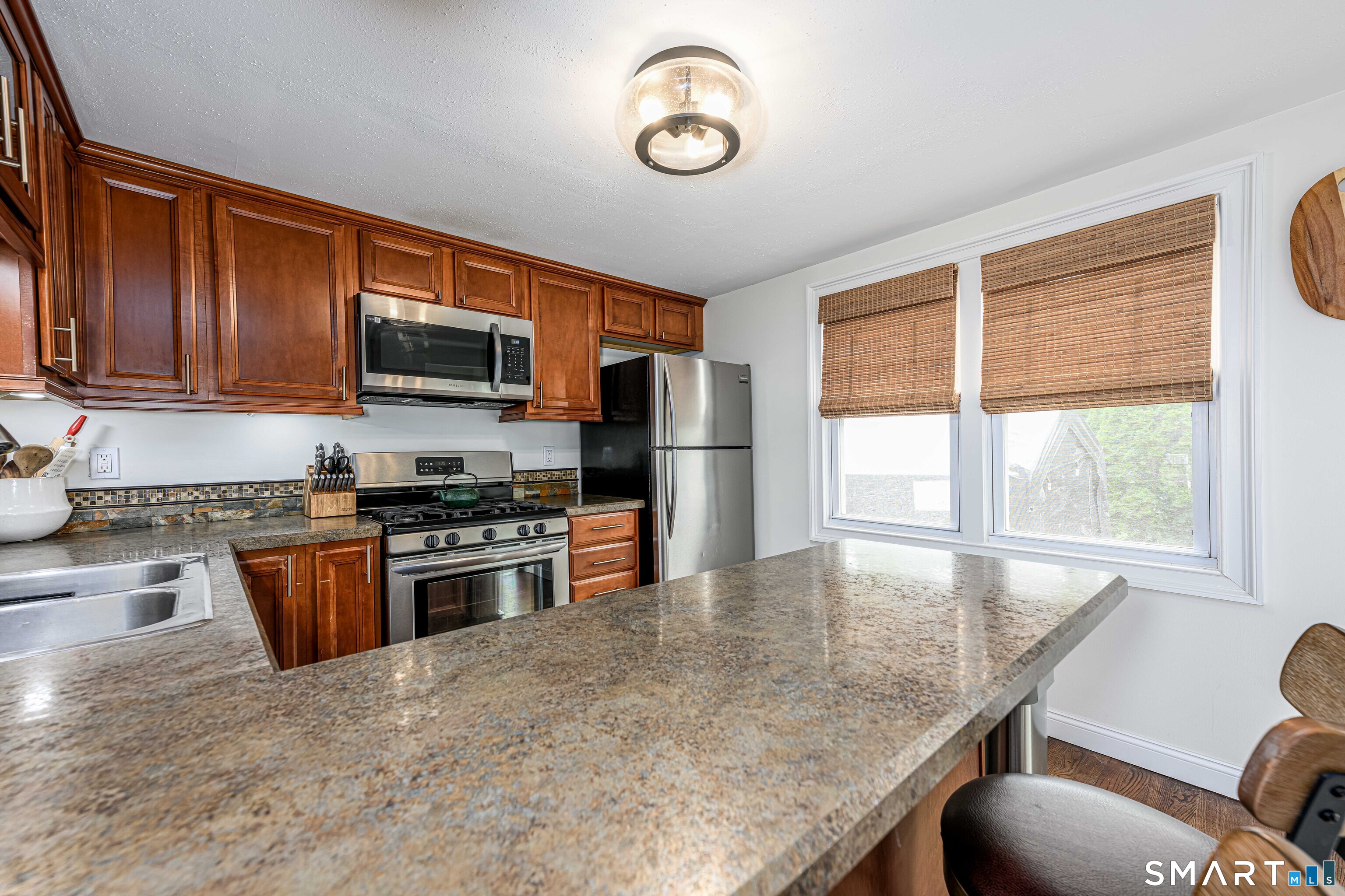 73 Clark Avenue East Haven CT 06512