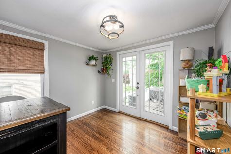 73 Clark Avenue East Haven CT 06512