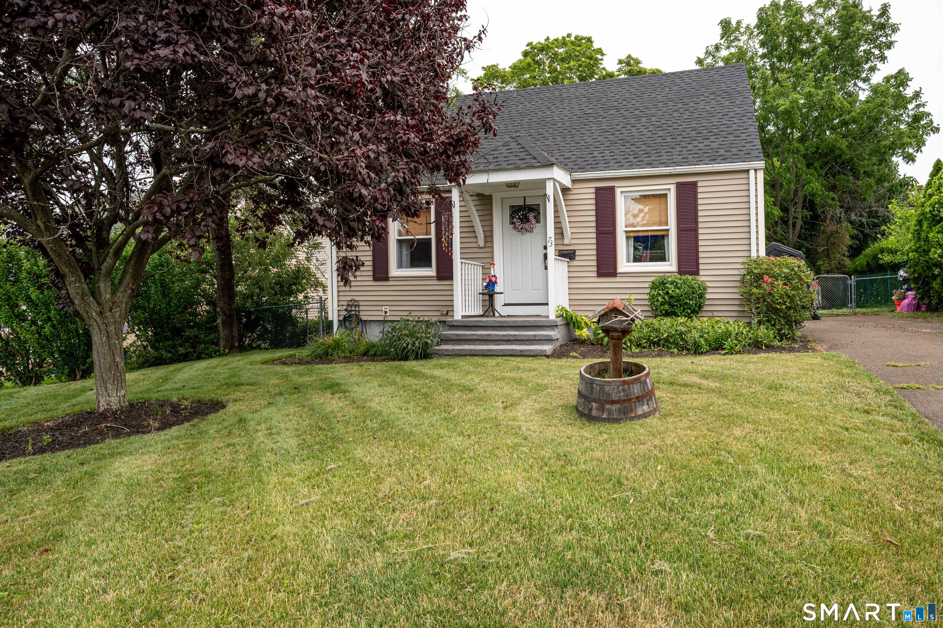 73 Clark Avenue East Haven CT 06512