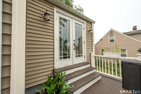 73 Clark Avenue East Haven CT 06512