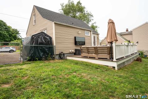 73 Clark Avenue East Haven CT 06512