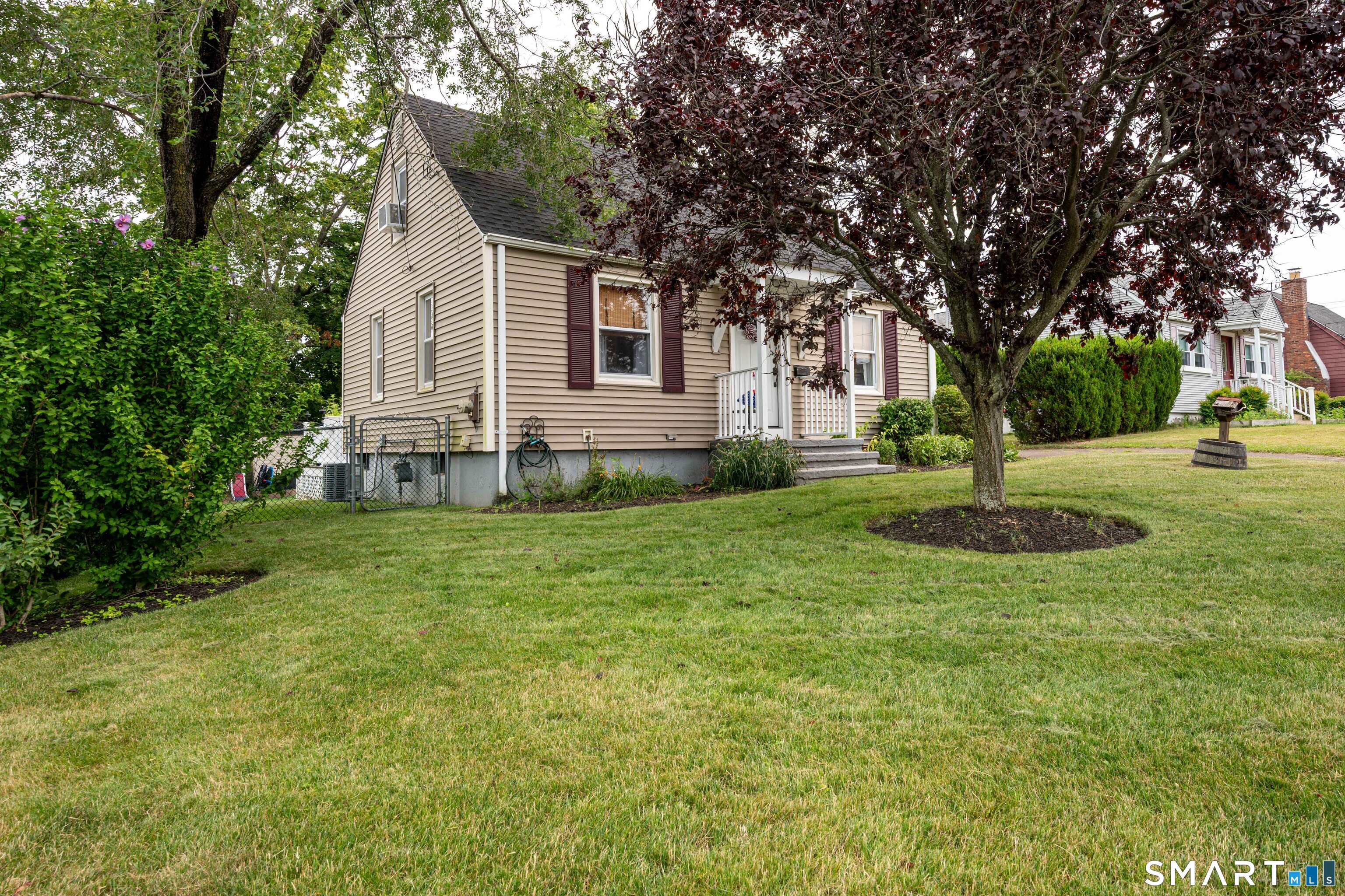 73 Clark Avenue East Haven CT 06512