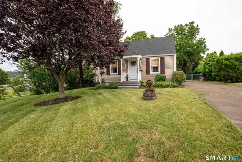 73 Clark Avenue East Haven CT 06512