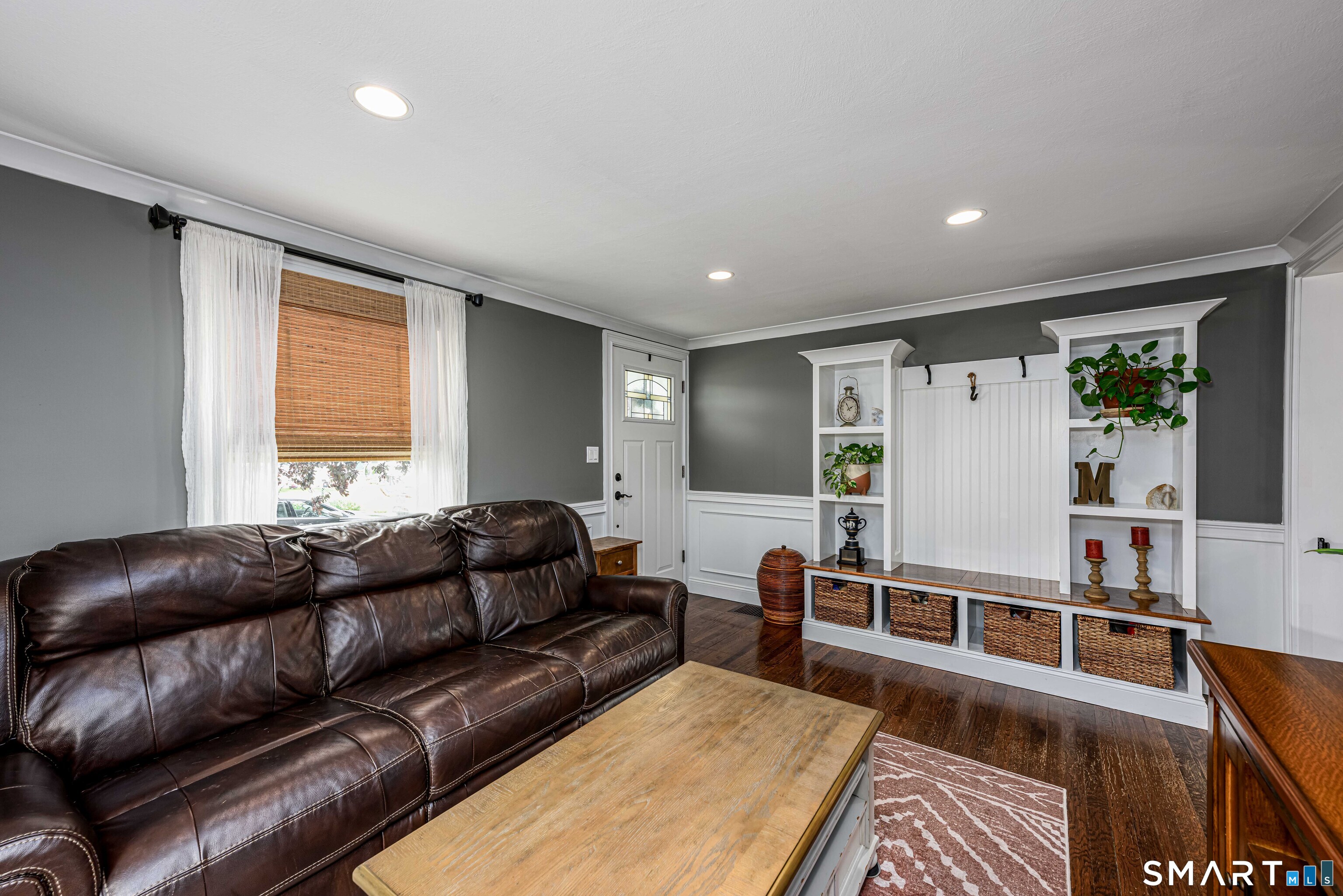 73 Clark Avenue East Haven CT 06512