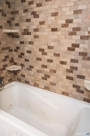 23 Glendale Avenue Berlin CT 06037