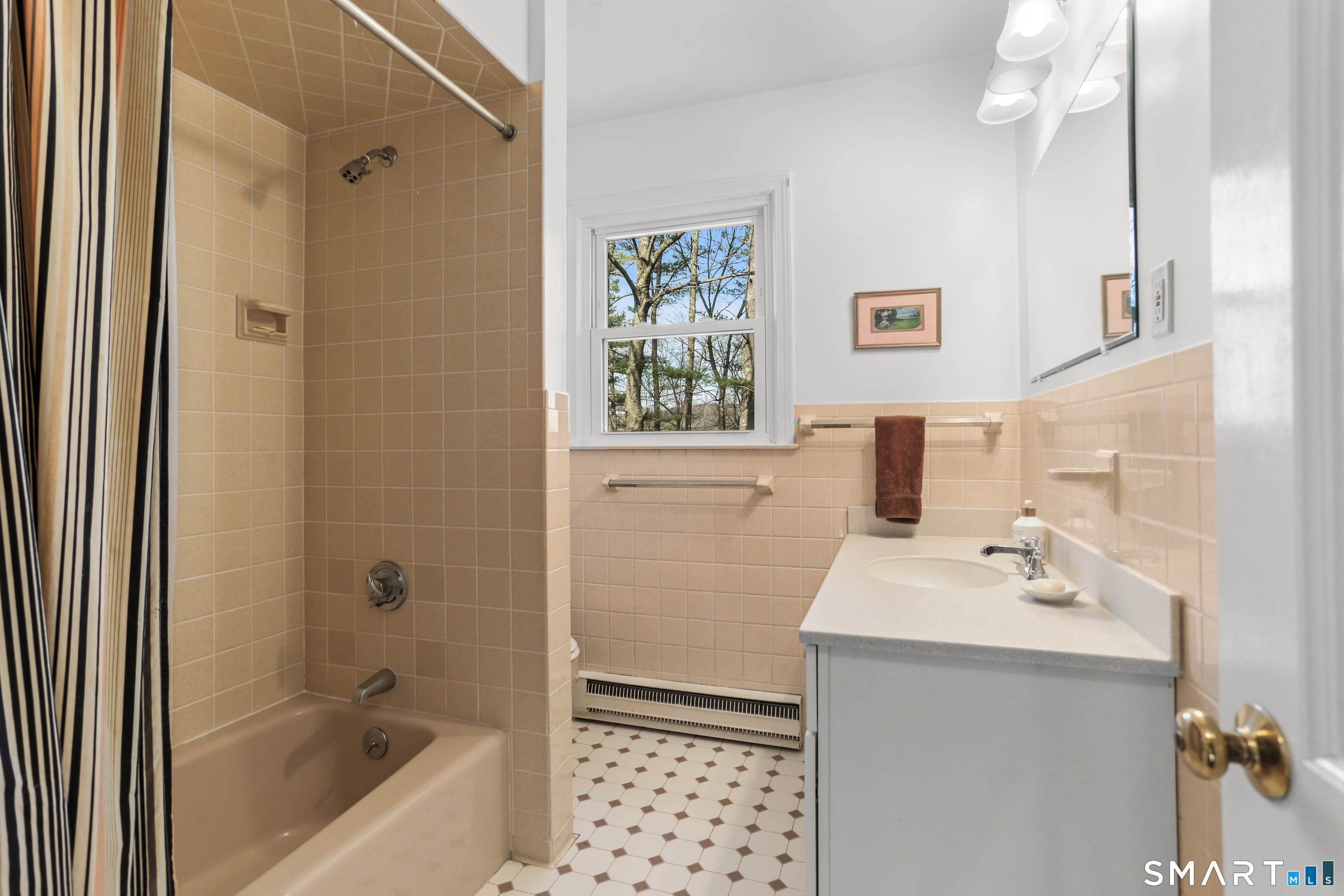 268 Umpawaug Road Redding CT 06896