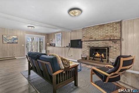 268 Umpawaug Road Redding CT 06896