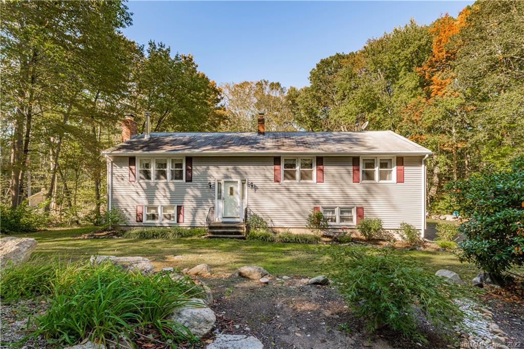 974 Maple Hill Road Guilford CT 06437