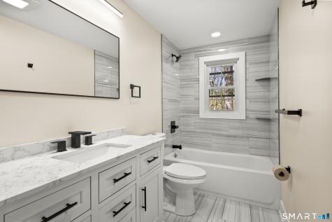 30 Patricia Court Ledyard CT 06335