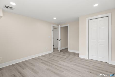 30 Patricia Court Ledyard CT 06335