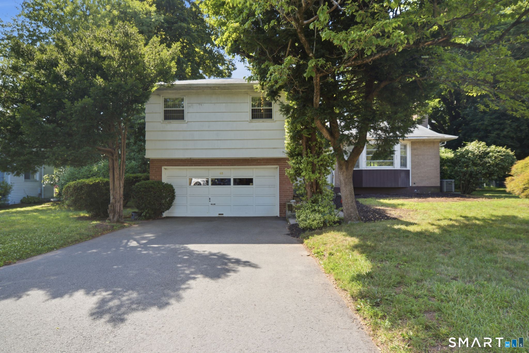 65 Huntington Drive West Hartford CT 06117