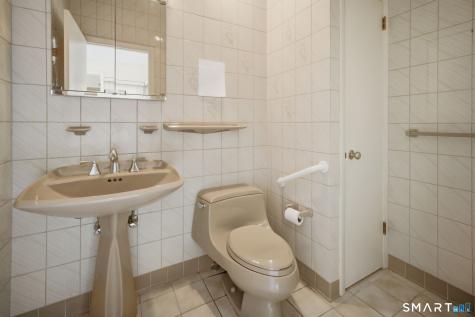 65 Huntington Drive West Hartford CT 06117