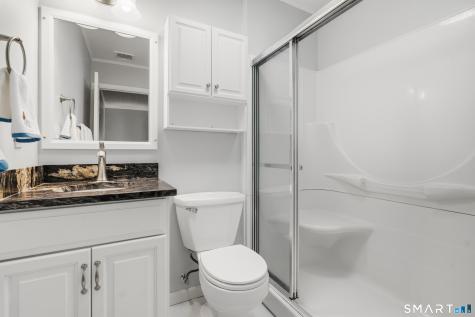 28 Meetinghouse Terrace New Milford CT 06776