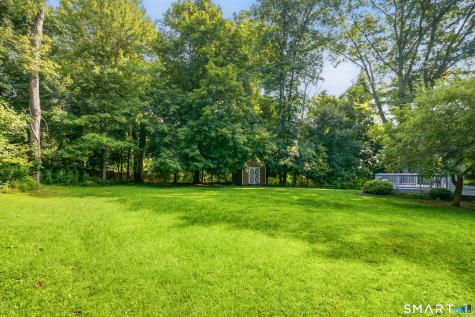 28 Meetinghouse Terrace New Milford CT 06776
