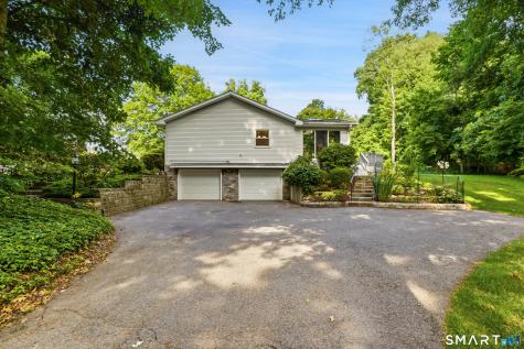28 Meetinghouse Terrace New Milford CT 06776