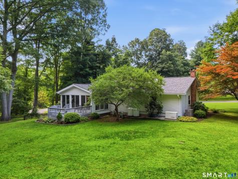 28 Meetinghouse Terrace New Milford CT 06776