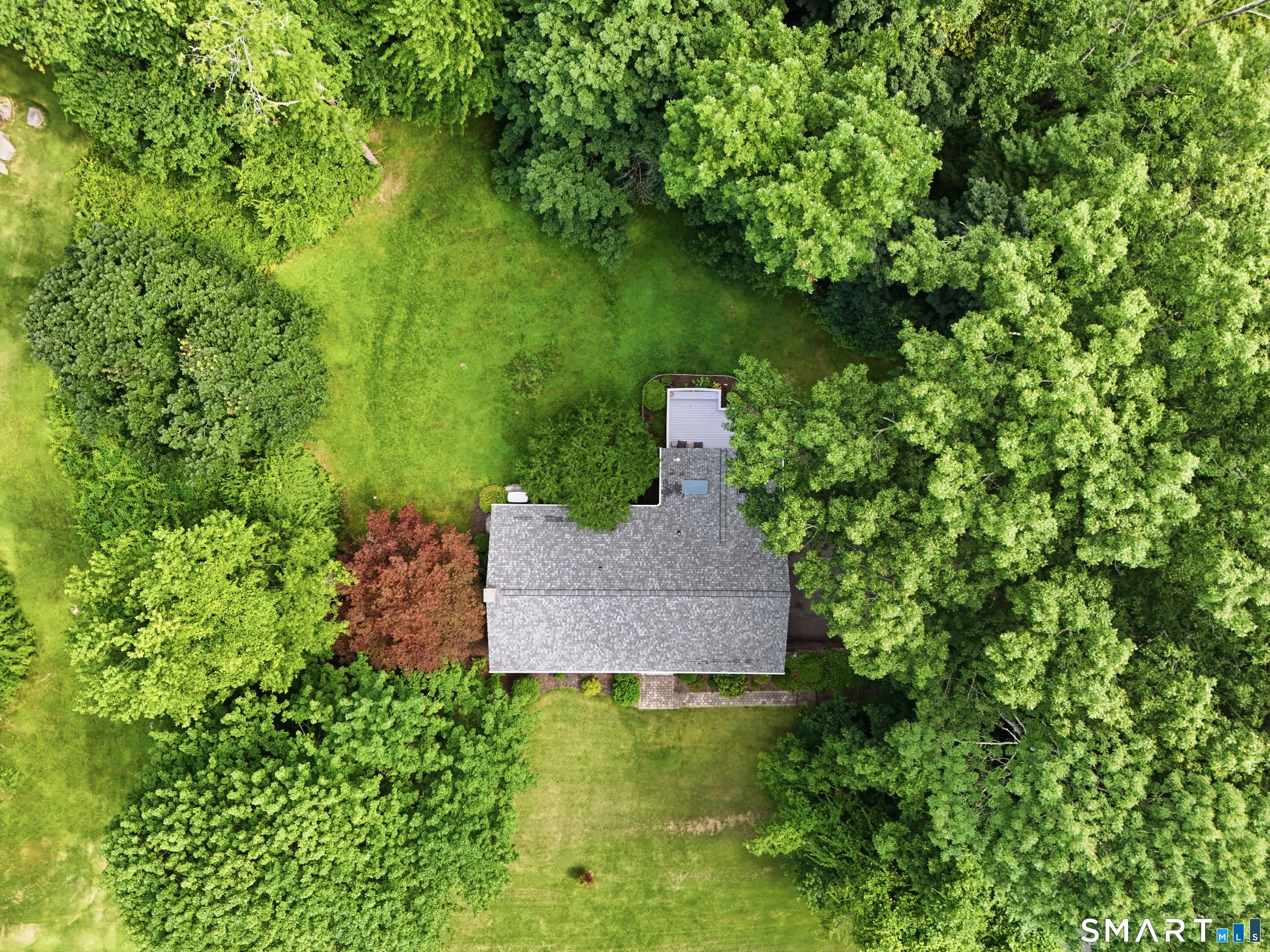 28 Meetinghouse Terrace New Milford CT 06776