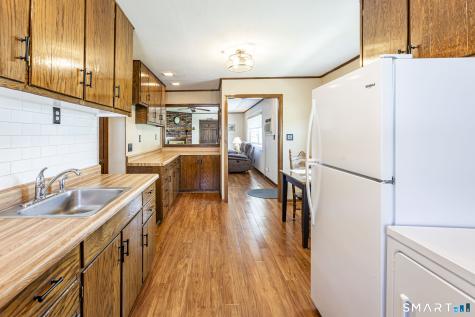 92 Reservoir Road Newington CT 06111