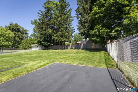 92 Reservoir Road Newington CT 06111