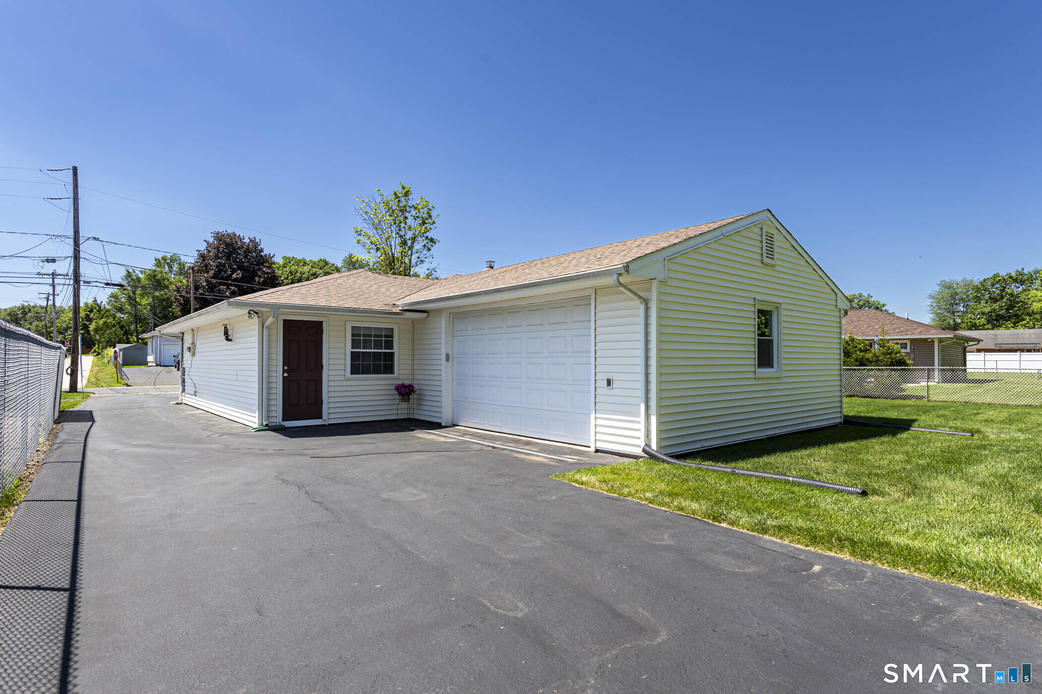 92 Reservoir Road Newington CT 06111