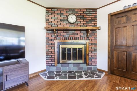 92 Reservoir Road Newington CT 06111