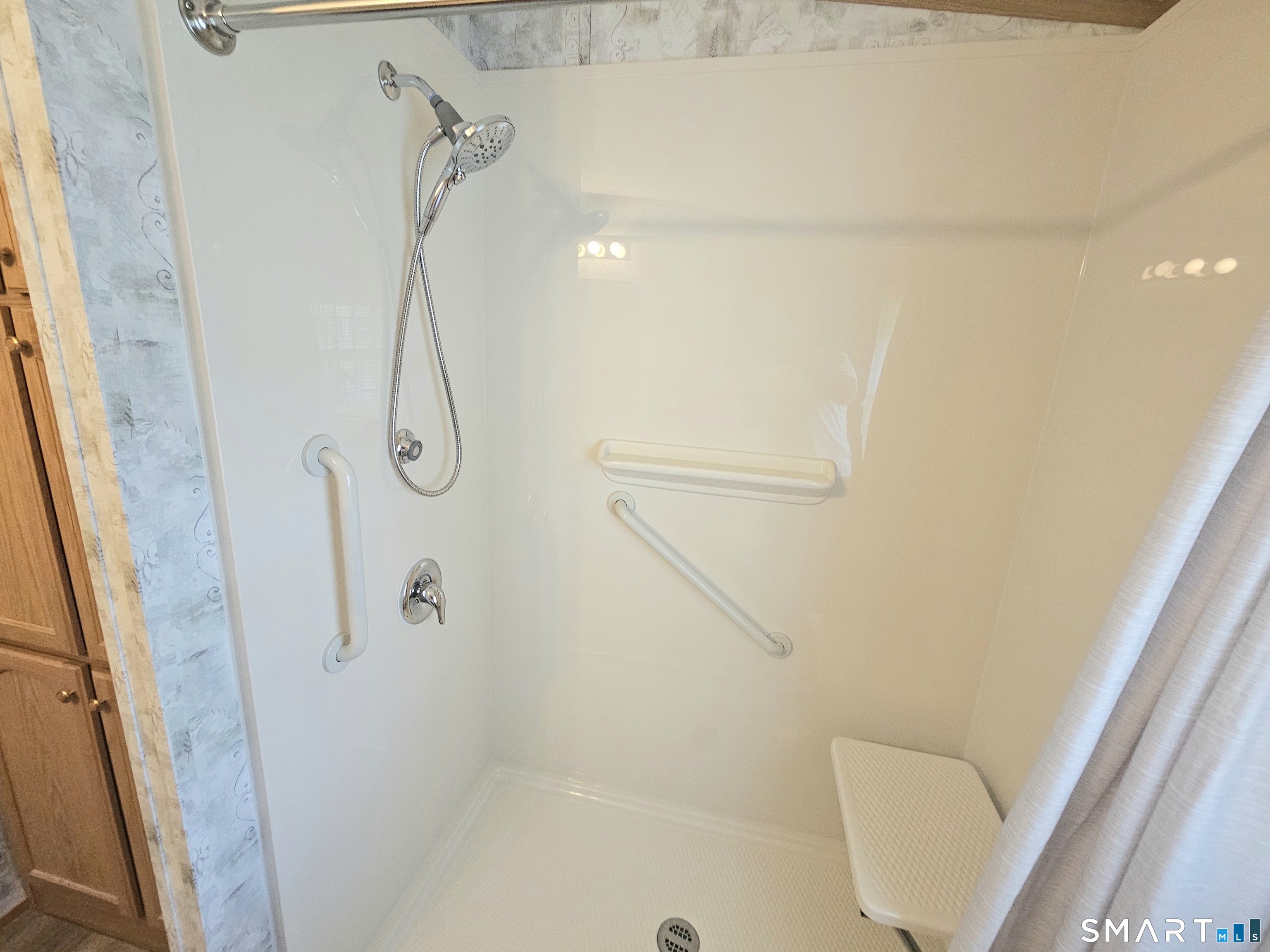 35 Grove Street East Windsor CT 06088