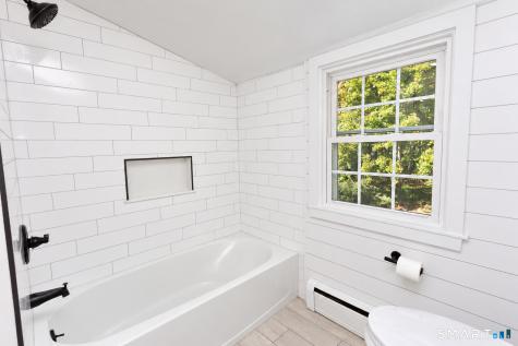26 Ichabod Road Simsbury CT 06070