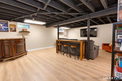 26 Ichabod Road Simsbury CT 06070