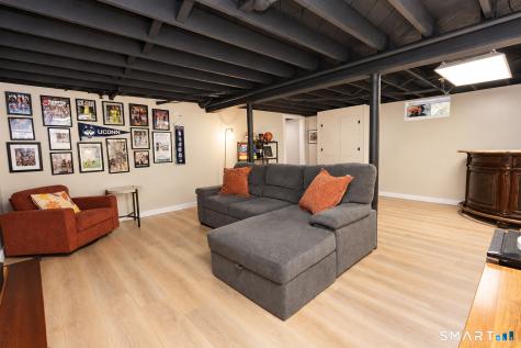26 Ichabod Road Simsbury CT 06070
