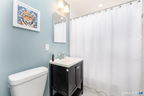 47 Kenwood Road Wethersfield CT 06109