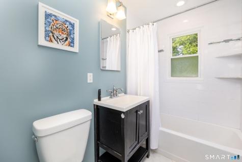 47 Kenwood Road Wethersfield CT 06109