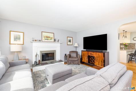 47 Kenwood Road Wethersfield CT 06109