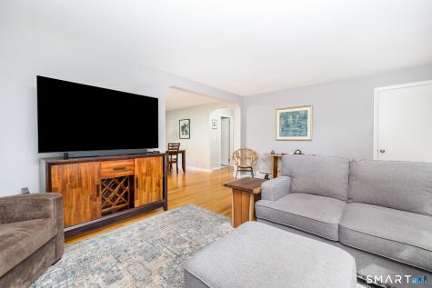 47 Kenwood Road Wethersfield CT 06109