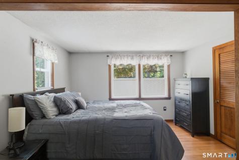 60 Simon Road Enfield CT 06082