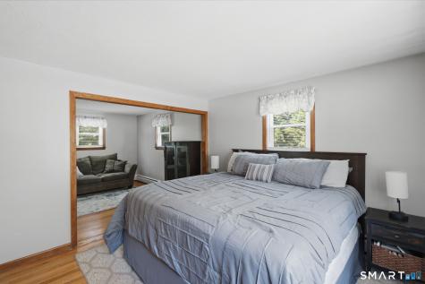 60 Simon Road Enfield CT 06082