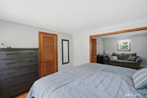 60 Simon Road Enfield CT 06082