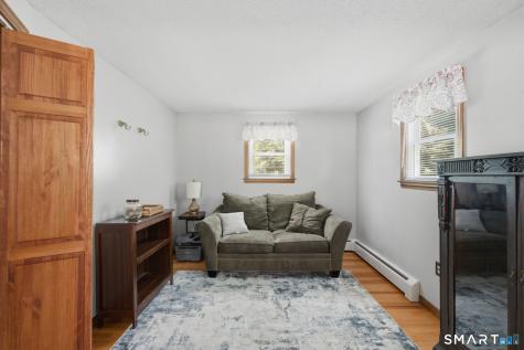 60 Simon Road Enfield CT 06082