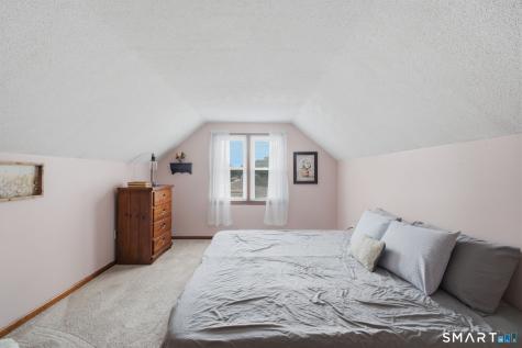 60 Simon Road Enfield CT 06082